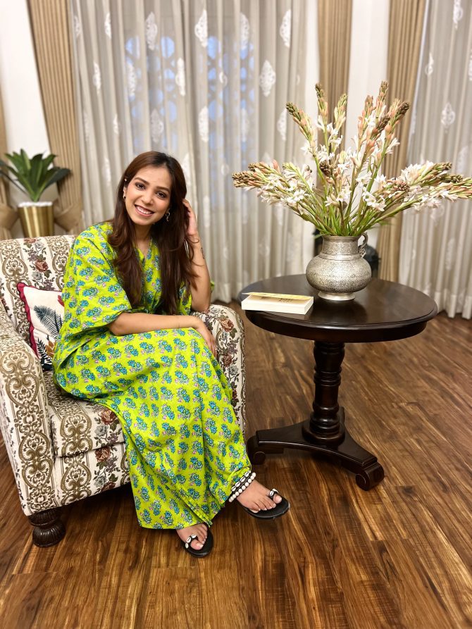 Fluorescent Green Floral Kaftan